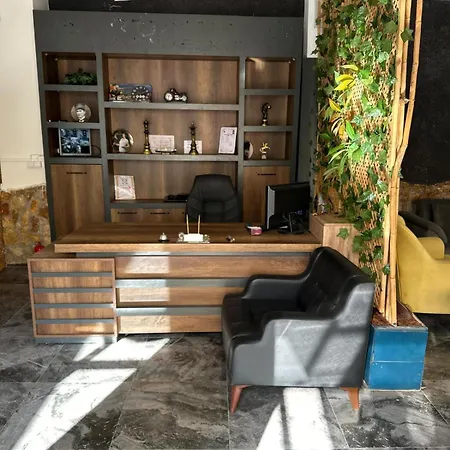 Sever Hotel Finike